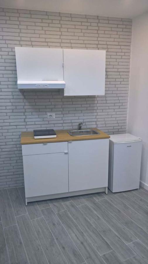 Apartment Fabrizio เนเปิลส์ ภายนอก รูปภาพ